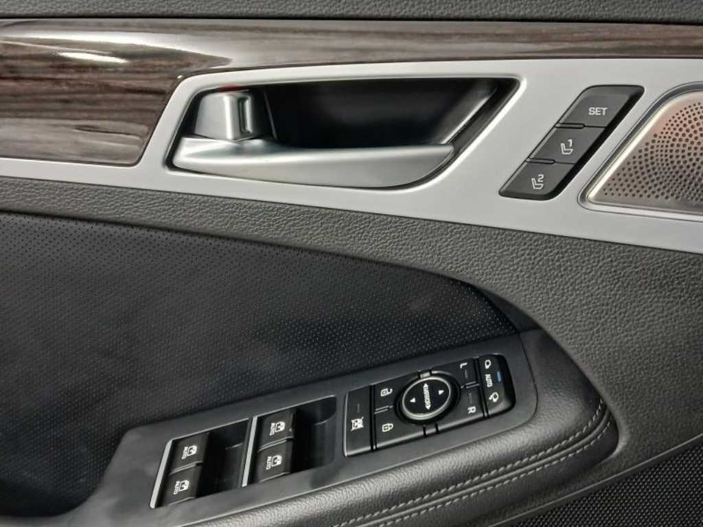 Genesis G80 - Vista 11