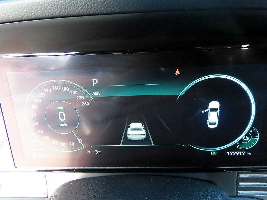 HYUNDAI Grandeur - Vista 9