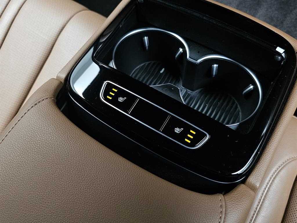 Genesis G80 2023 Negro - Importación desde Corea - HF Imports Iquique - Foto 16