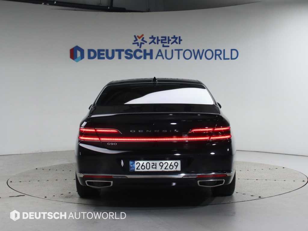 Genesis G90 - Vista 4