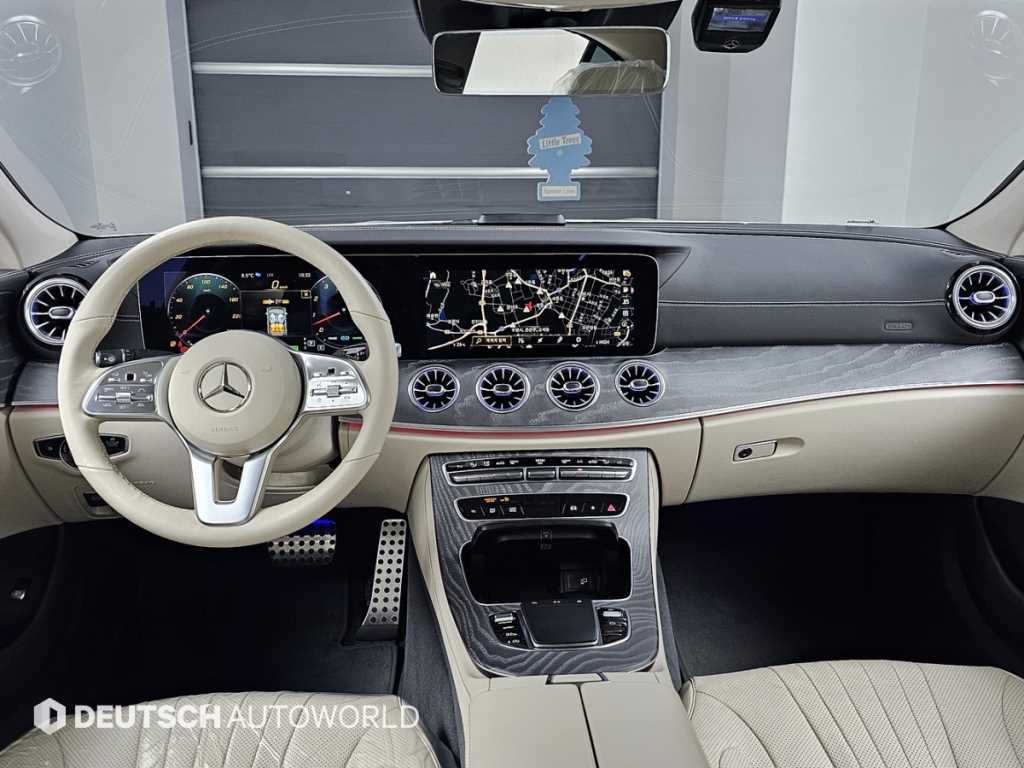 Mercedes Benz CLS Class - Vista 7