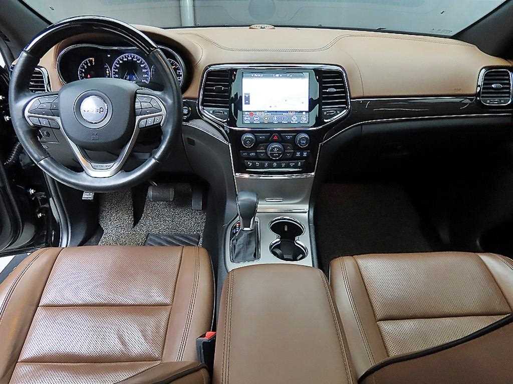 Jeep Cherokee - Vista 7