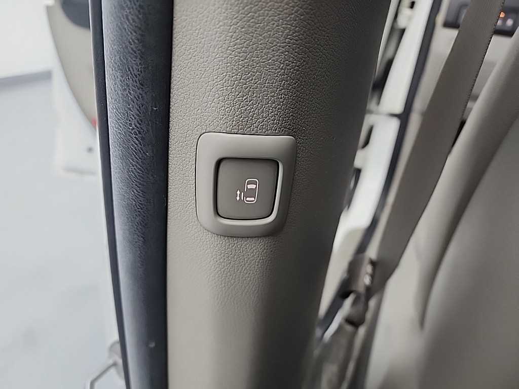 KIA Carnival 2018 Blanco - Importación desde Corea - HF Imports Iquique - Foto 14