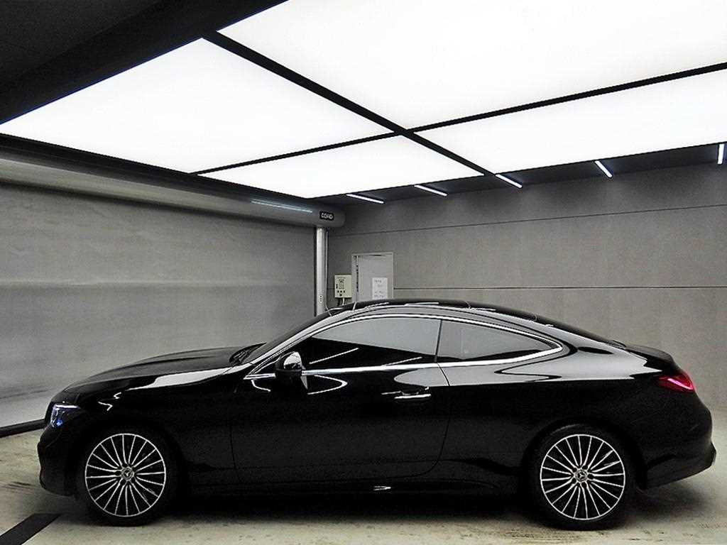 Mercedes Benz CLE Class - Vista 4