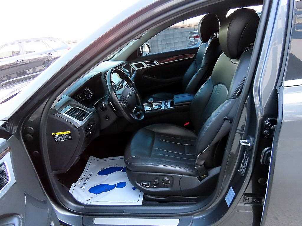 Genesis G80 - Vista 5