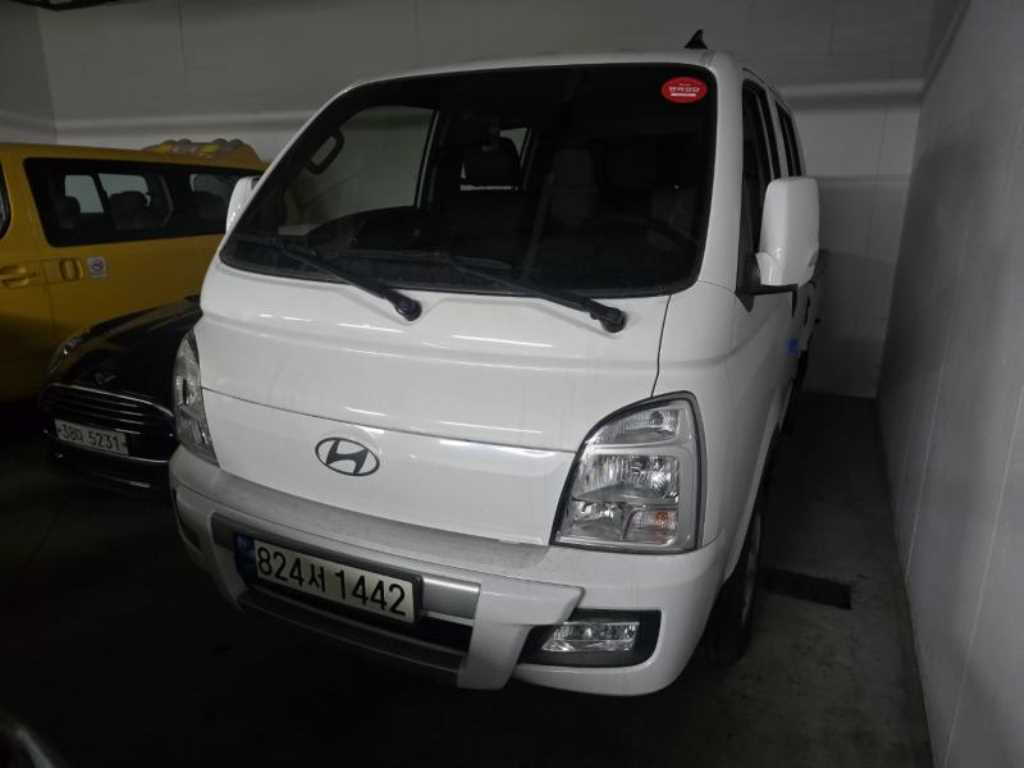 Small Truck Cargo (small) 2024 Blanco - Importación desde Corea - HF Imports Iquique - Foto 1