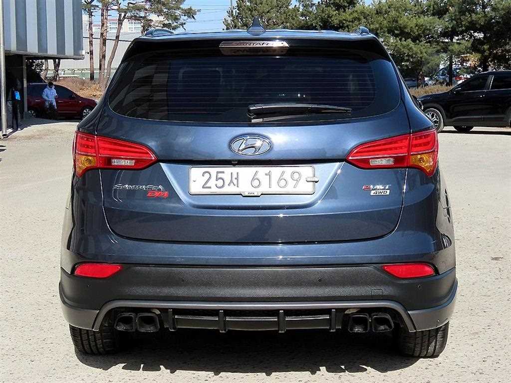 HYUNDAI Santa Fe - Vista 4