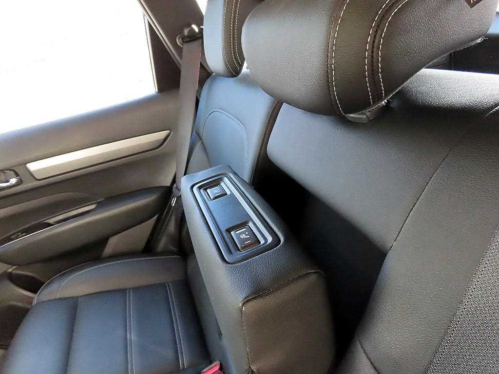 SAMSUNG QM6 2020 Blanco - Importación desde Corea - HF Imports Iquique - Foto 17