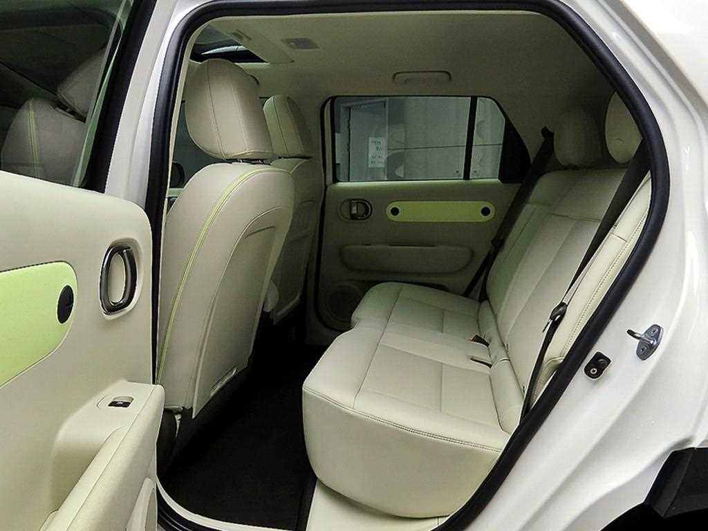 HYUNDAI Casper - Vista 6