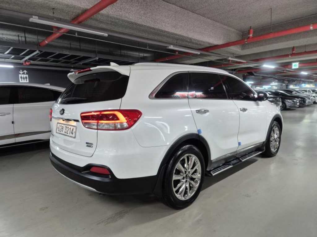 KIA Sorento - Vista 3