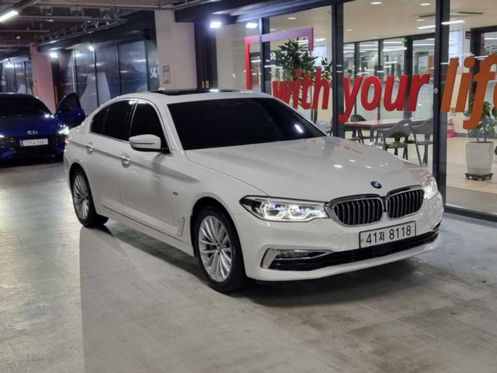 BMW 5 Series - Vista 2