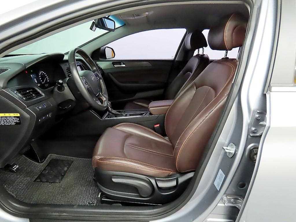 HYUNDAI Sonata - Vista 5