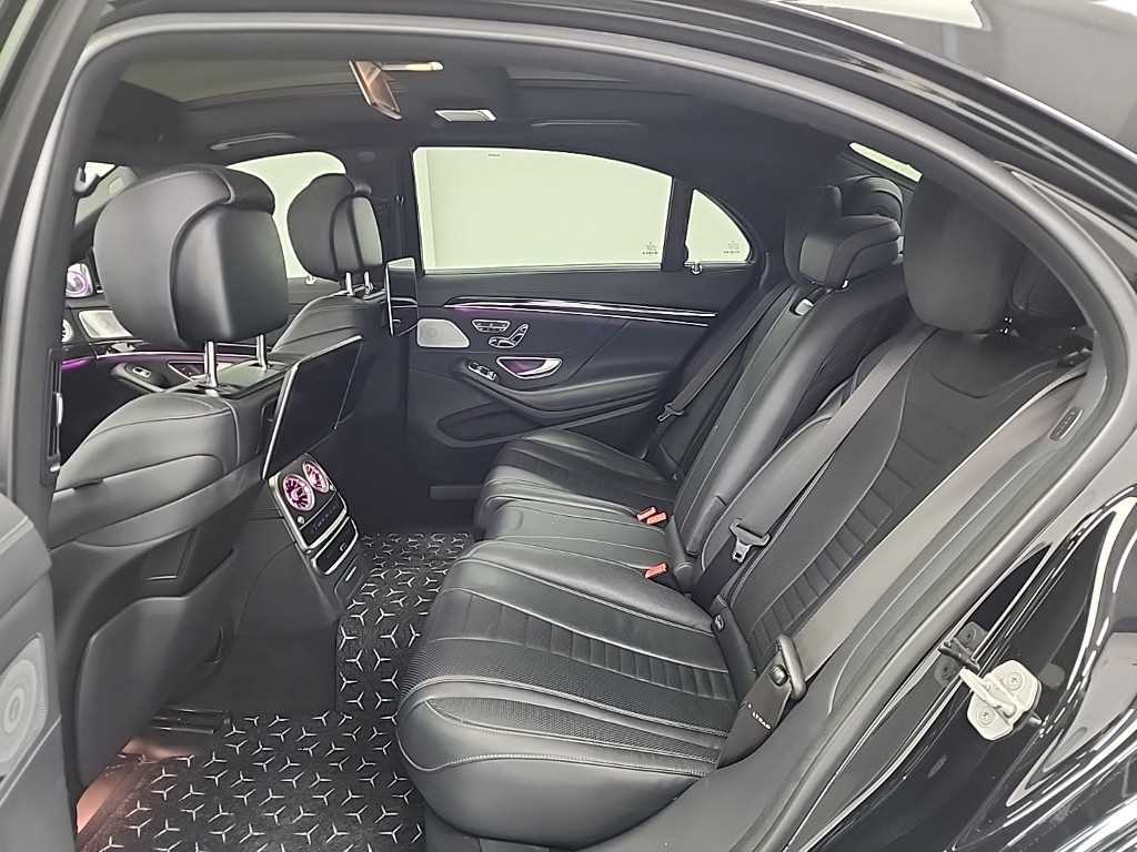 Mercedes Benz S Class - Vista 12