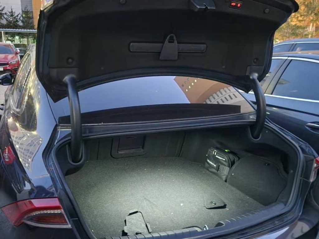 HYUNDAI Grandeur - Vista 5