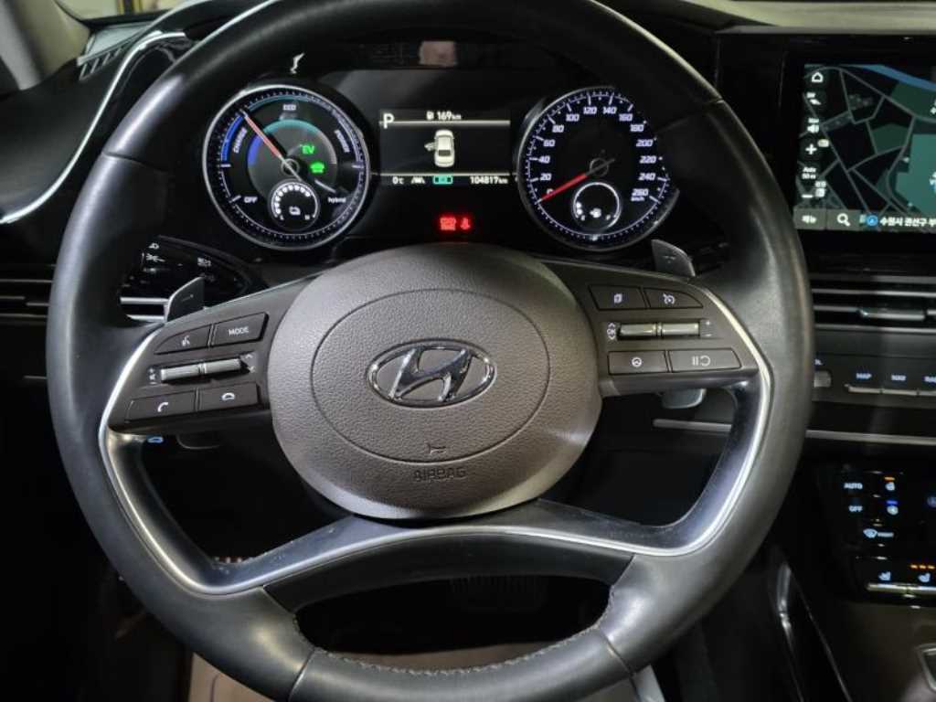 HYUNDAI Grandeur - Vista 11