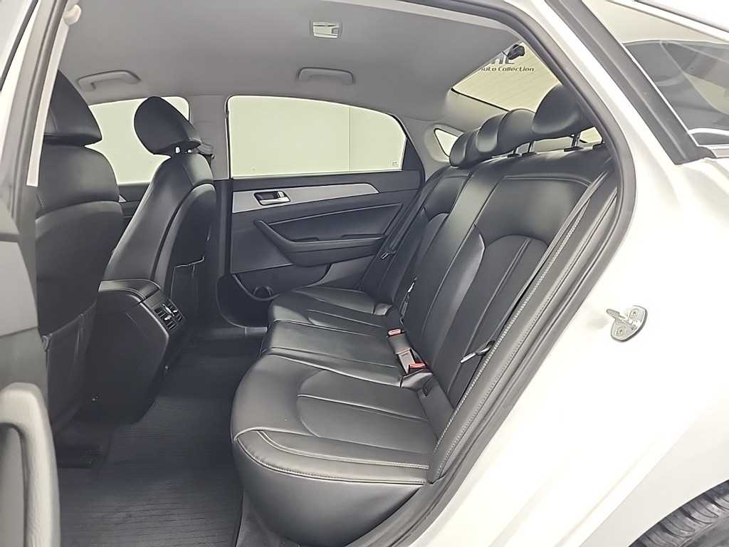 HYUNDAI Sonata - Vista 12