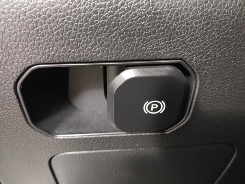 Ssangyong Torres - Vista 11