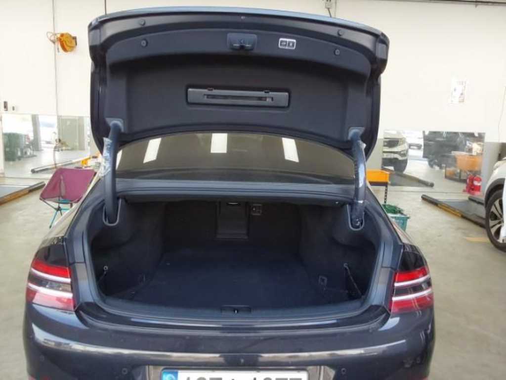 Genesis G80 - Vista 7