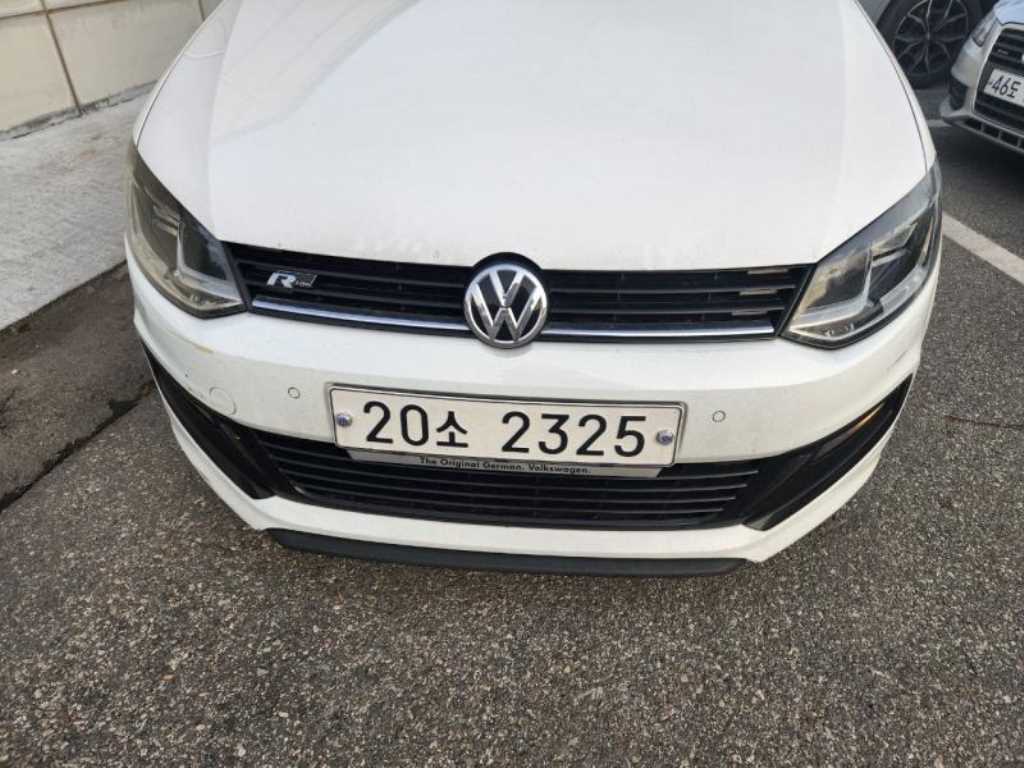 Volkswagen polo 2015 Blanco - Importación desde Corea - HF Imports Iquique - Foto 1