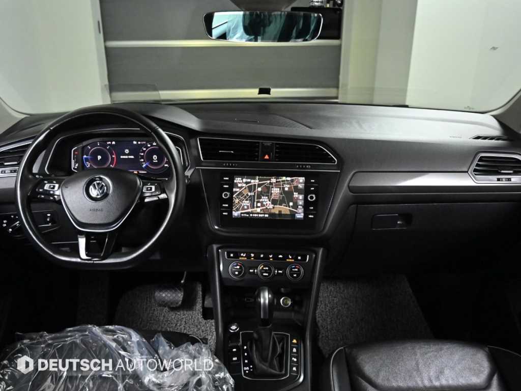 Volkswagen Tiguan - Vista 7