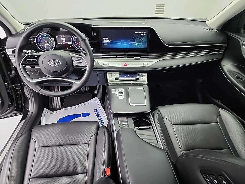HYUNDAI Grandeur - Vista 7
