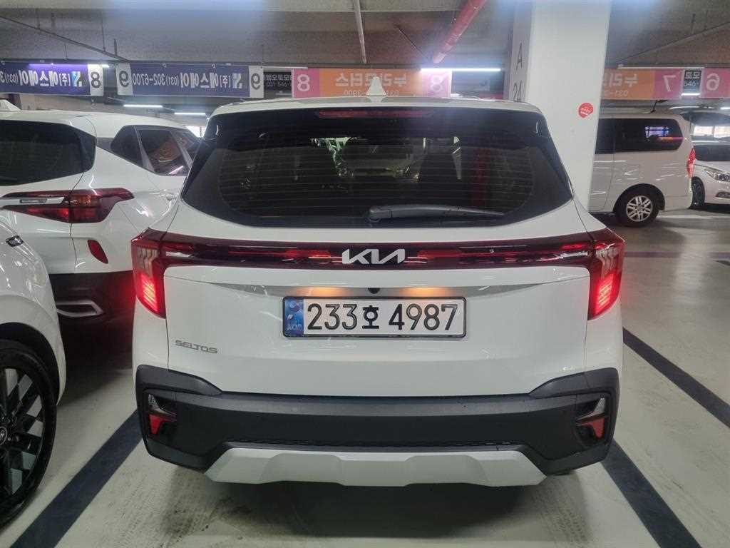 KIA Seltos - Vista 2