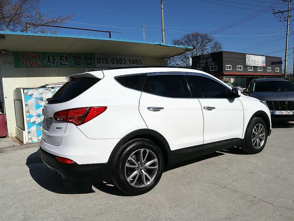 HYUNDAI Santa Fe - Vista 3