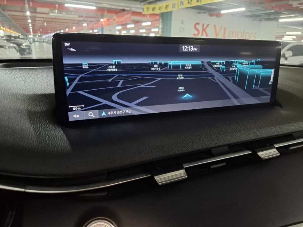 Genesis GV70 - Vista 8