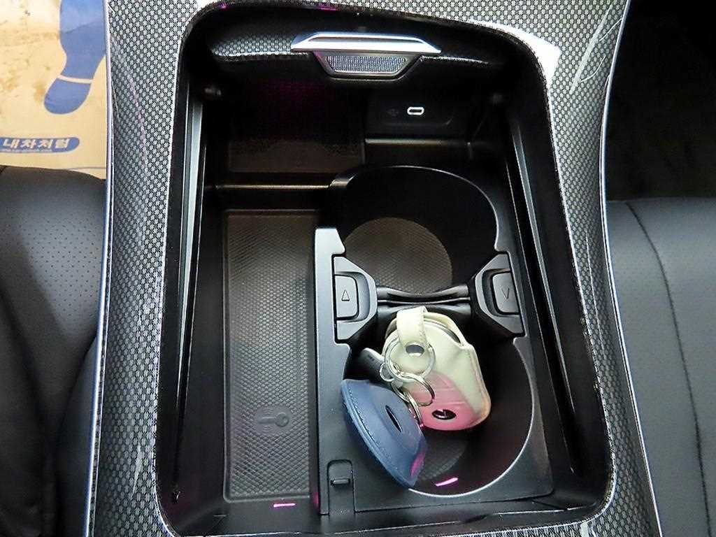 Mercedes Benz CLE Class 2024 Negro - Importación desde Corea - HF Imports Iquique - Foto 13