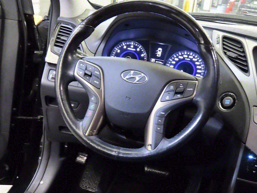 HYUNDAI Grandeur - Vista 7