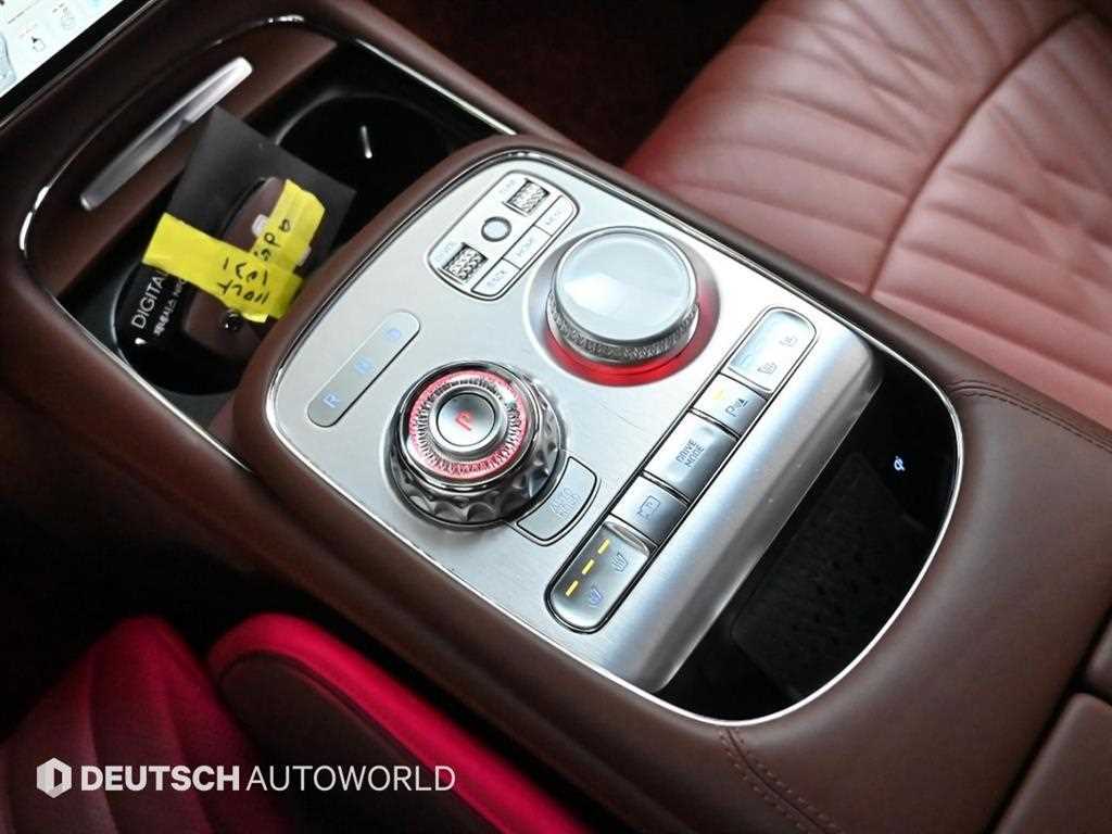 Genesis G90 - Vista 9