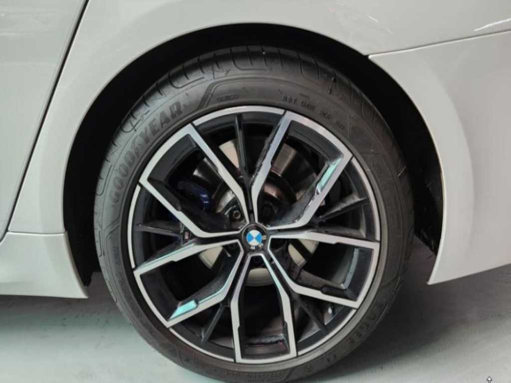 BMW 5 Series 2023 - Importación desde Corea - HF Imports Iquique - Foto 18