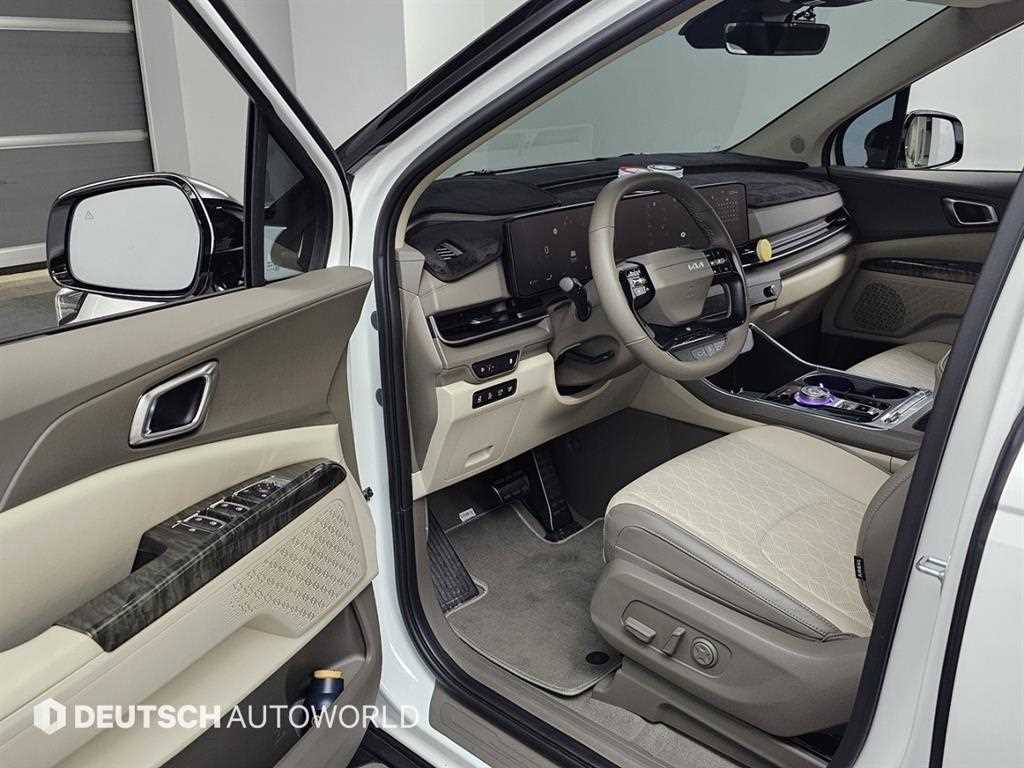 KIA Carnival - Vista 11