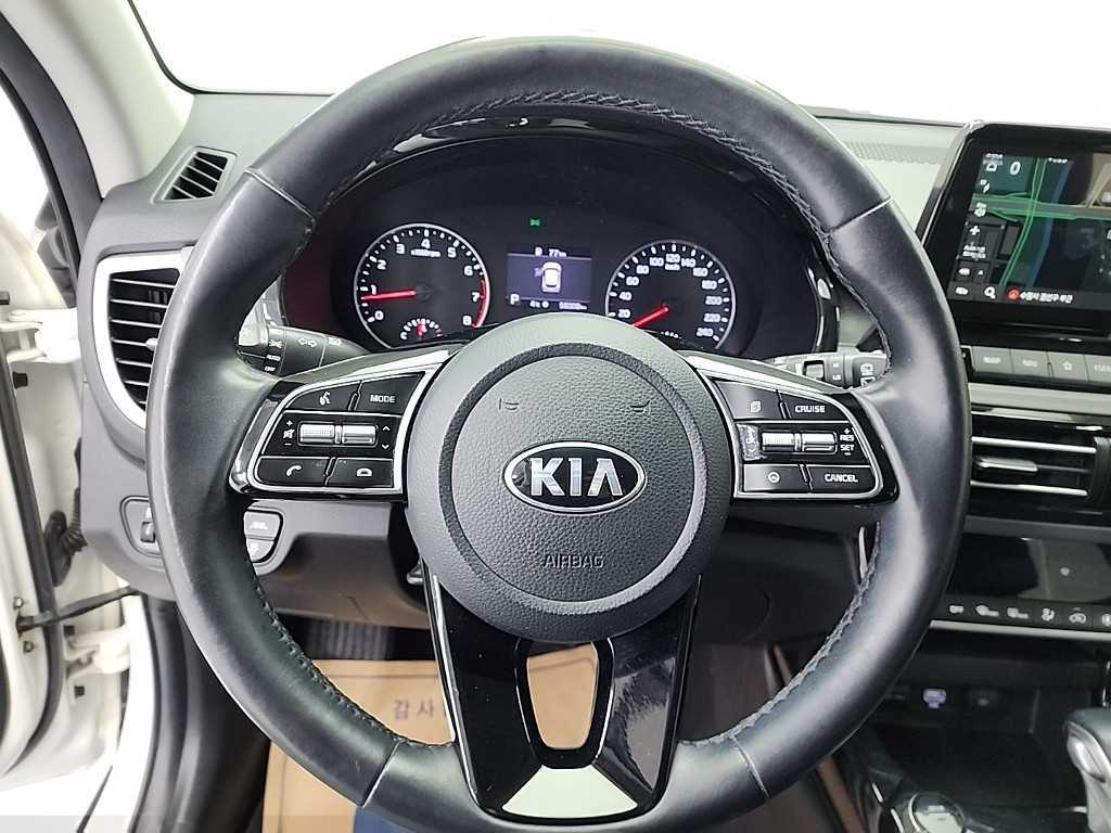 KIA Seltos - Vista 9