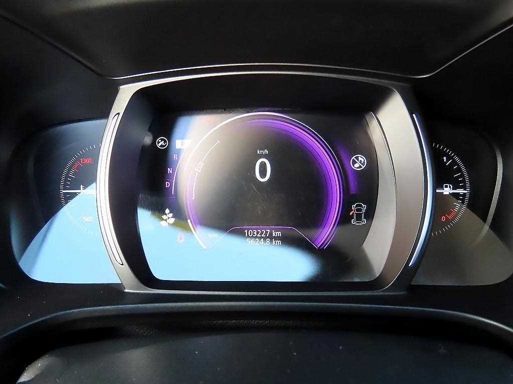 SAMSUNG QM6 - Vista 9