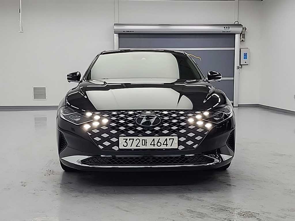 HYUNDAI Grandeur - Vista 2