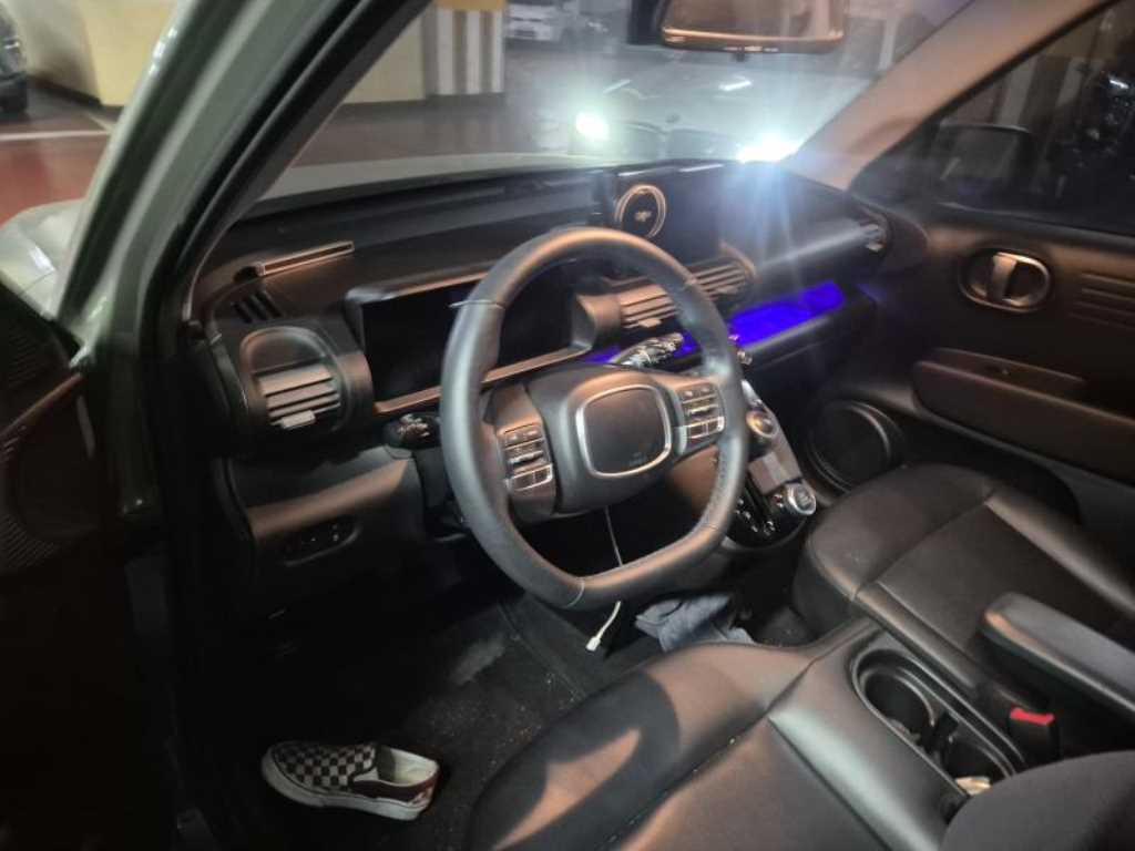 HYUNDAI Casper - Vista 6