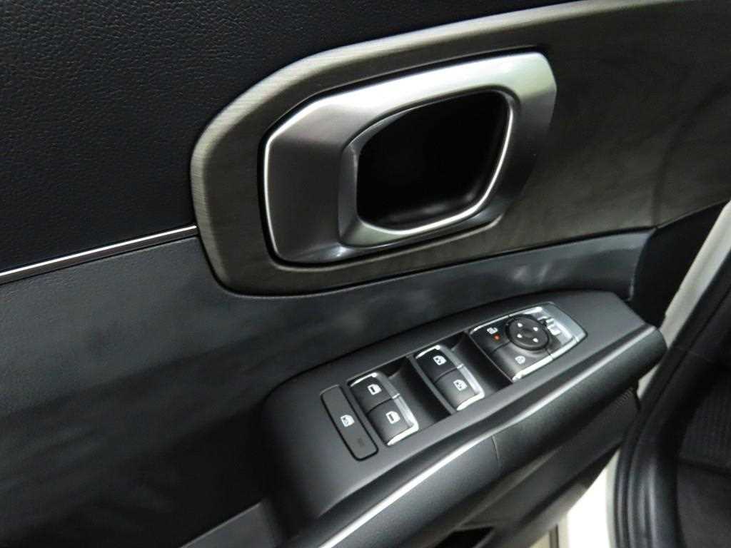 KIA Sorento - Vista 9