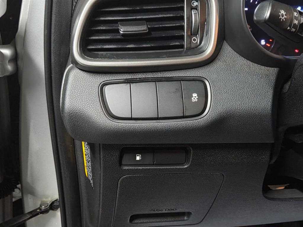 KIA Sorento 2015 Plateado - Importación desde Corea - HF Imports Iquique - Foto 13