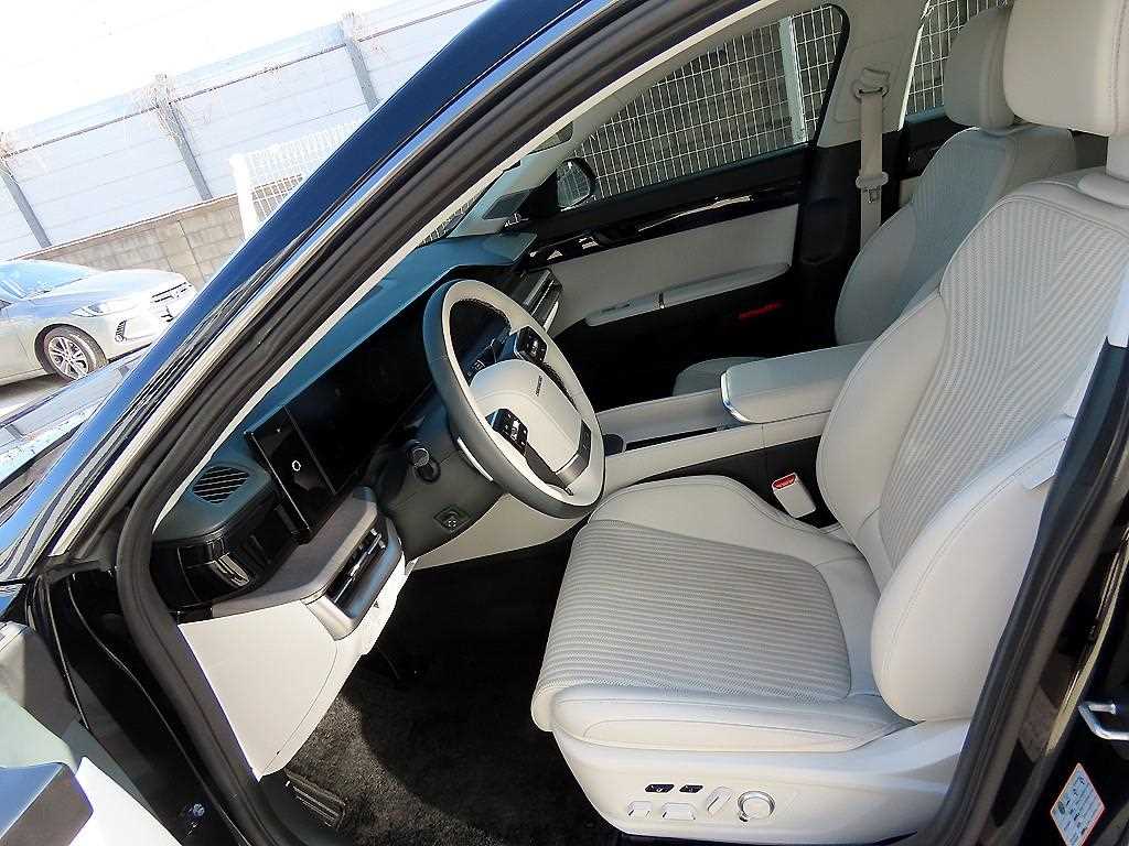 HYUNDAI Grandeur - Vista 5