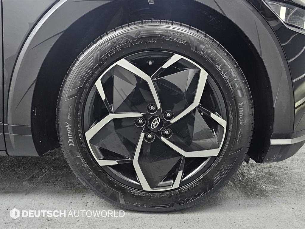 HYUNDAI Ioniq 5 - Vista 5