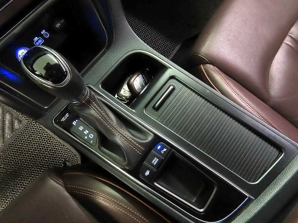 HYUNDAI Sonata - Vista 10