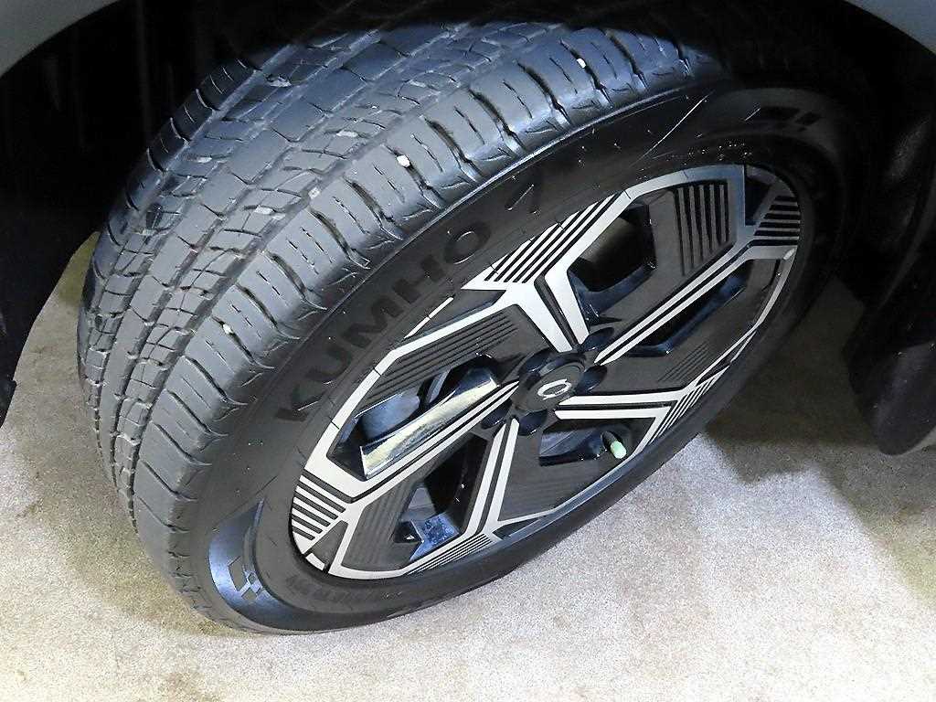 SAMSUNG QM6 2024 Gris - Importación desde Corea - HF Imports Iquique - Foto 19