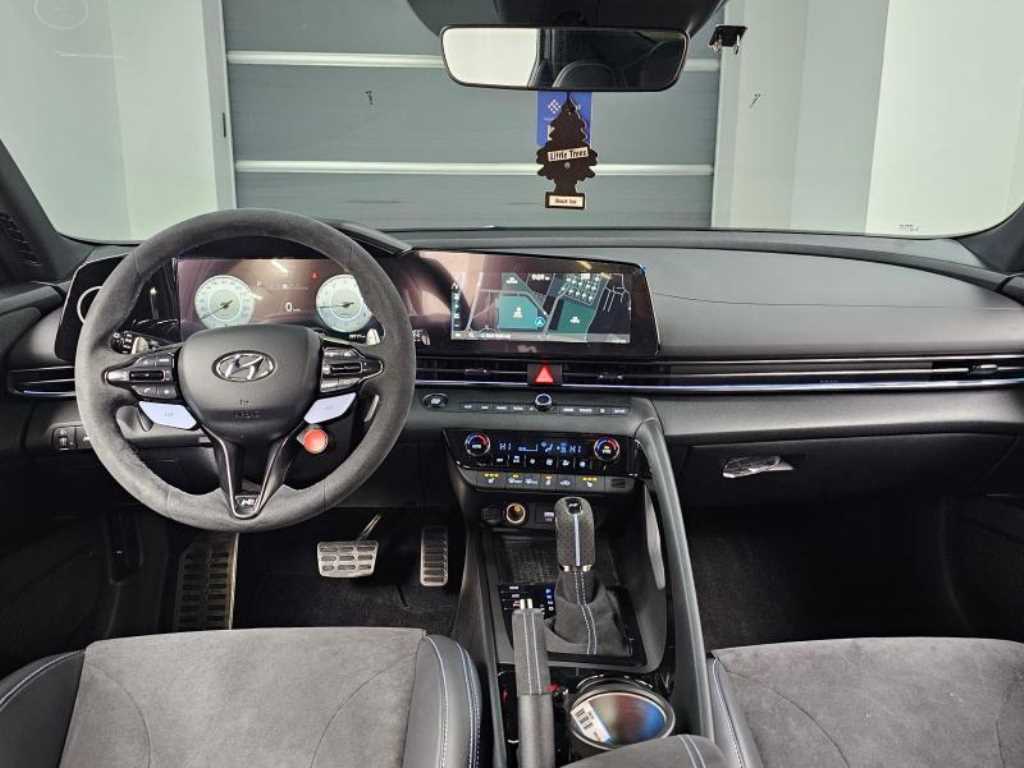 HYUNDAI Avante - Vista 7