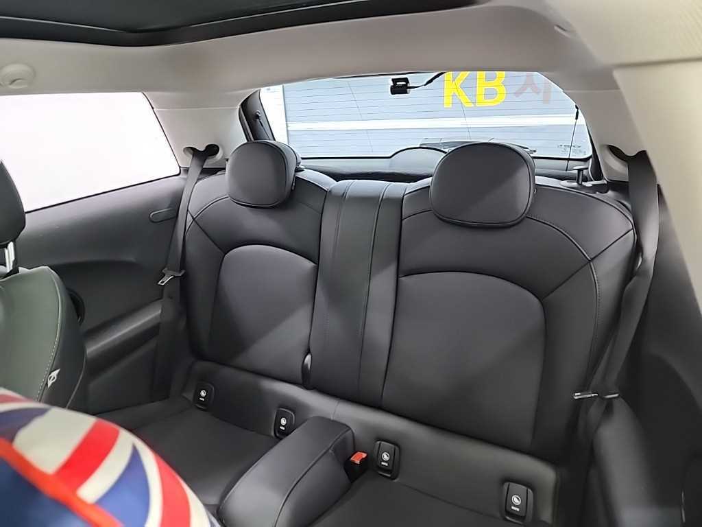 Mini Cooper - Vista 11