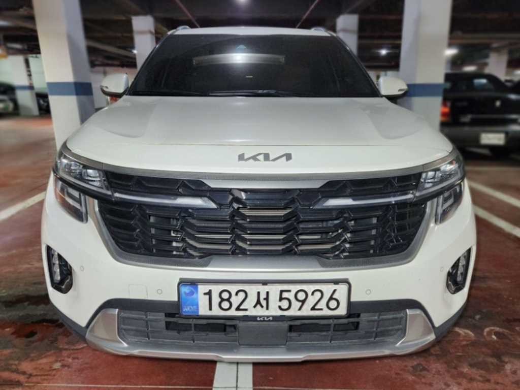 KIA Seltos 2023 Blanco - Importación desde Corea - HF Imports Iquique - Foto 1