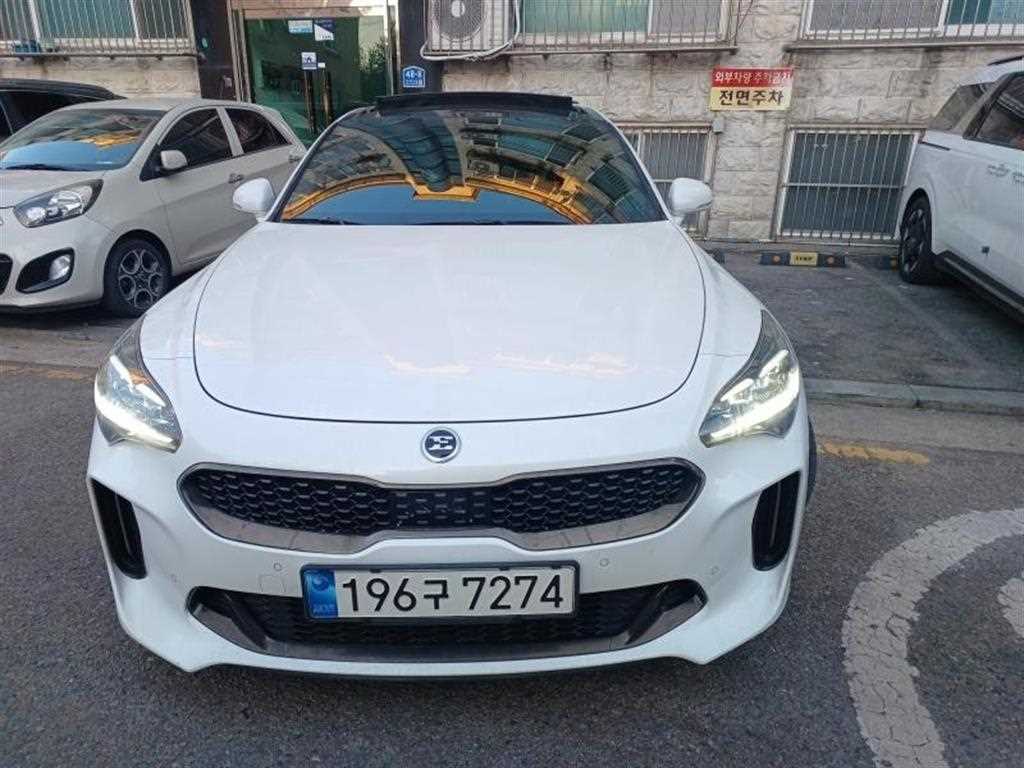 KIA Stinger - Vista 2