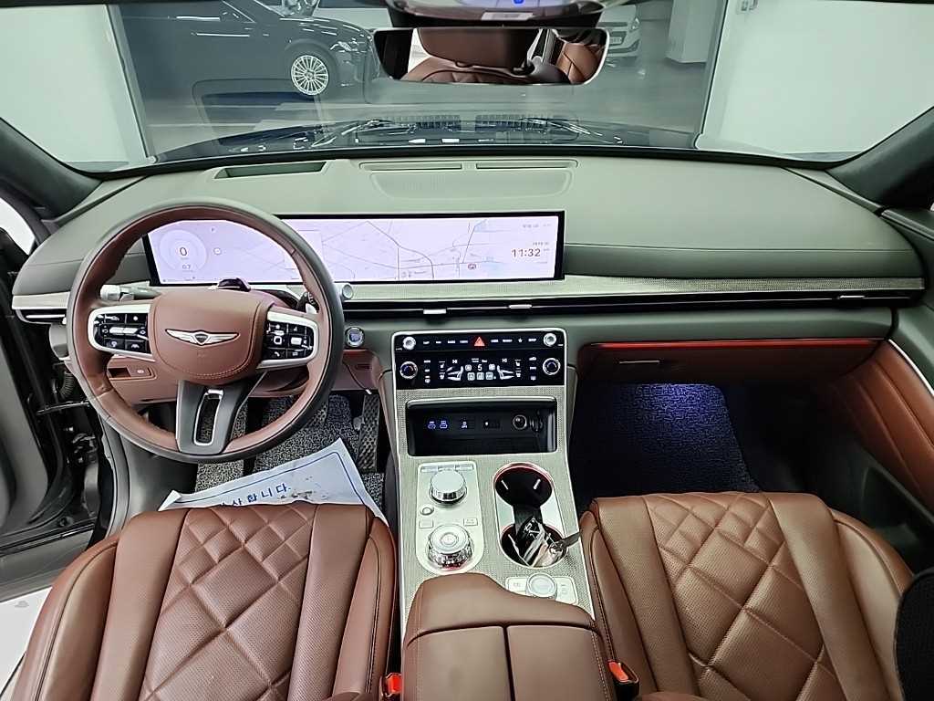 Genesis GV80 - Vista 7