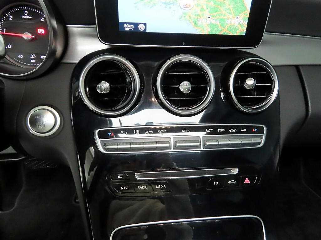 Mercedes Benz C Class - Vista 10