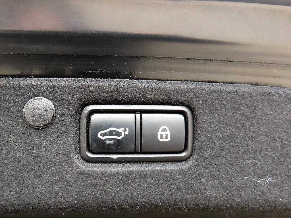 HYUNDAI Grandeur 2017 Negro - Importación desde Corea - HF Imports Iquique - Foto 16